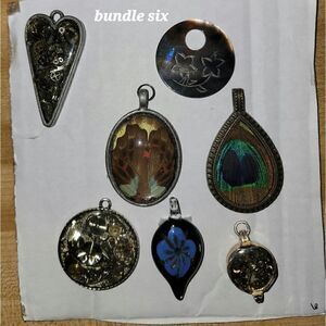 Mixed Pendants For Crafters (BUN6)